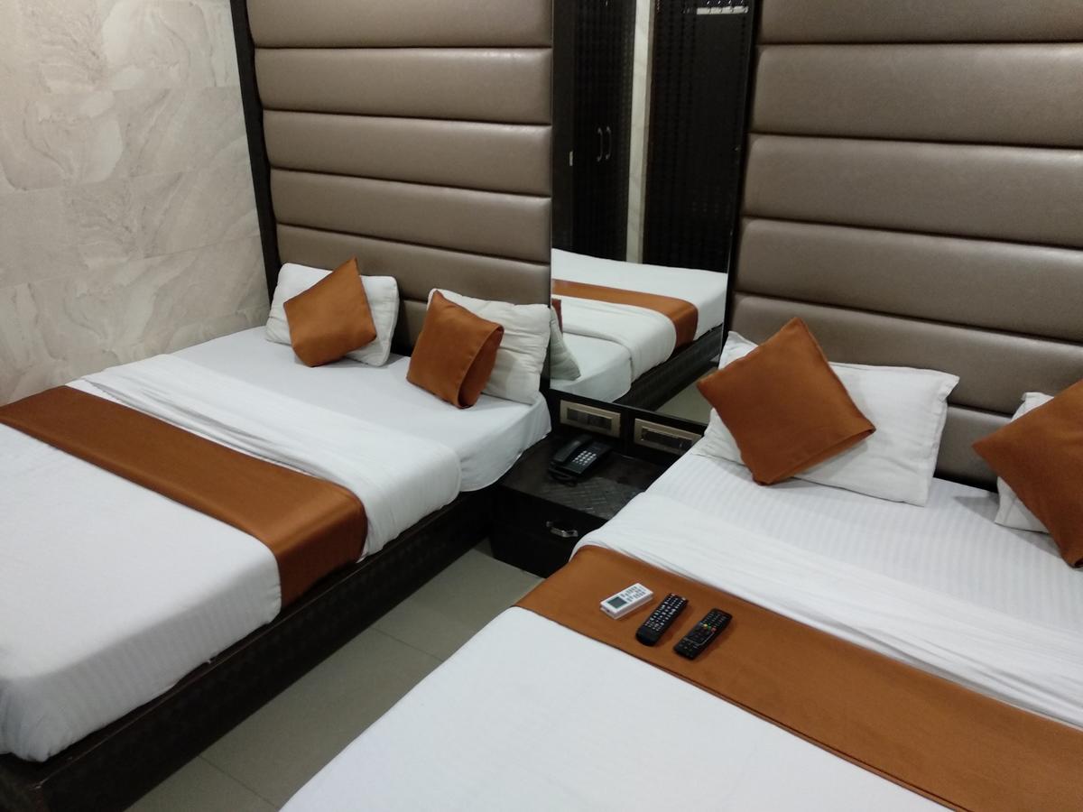 Hotel Karishma Mumbai Exterior foto